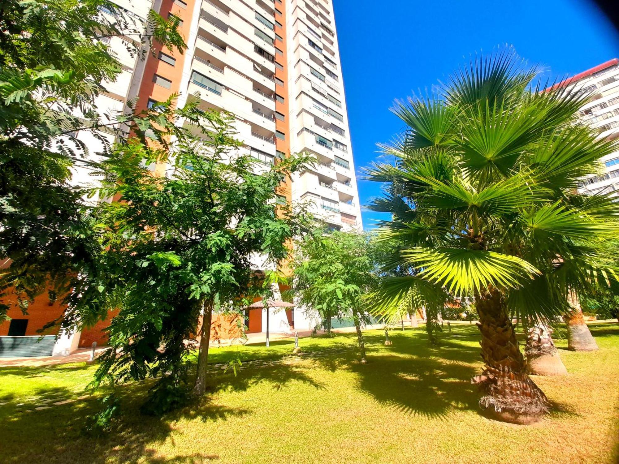 Luxury Apartment Boutique Torresol, Free Parking, Wi-Fi, Pool, Бенідорм Екстер'єр фото